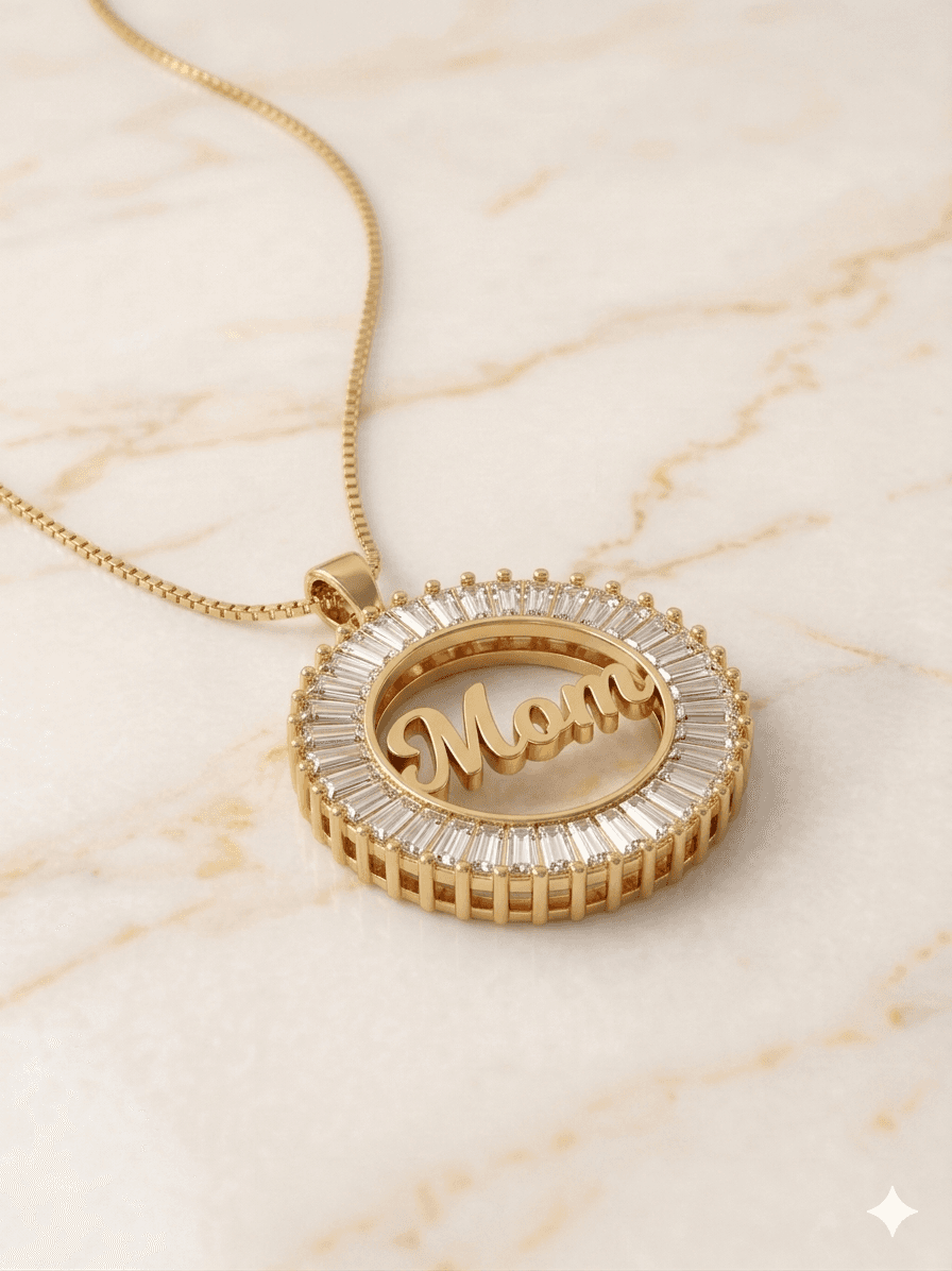 Mamá Diamond Necklace